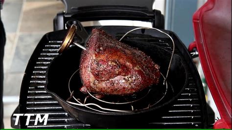how do you cook a roast on a weber gas grill